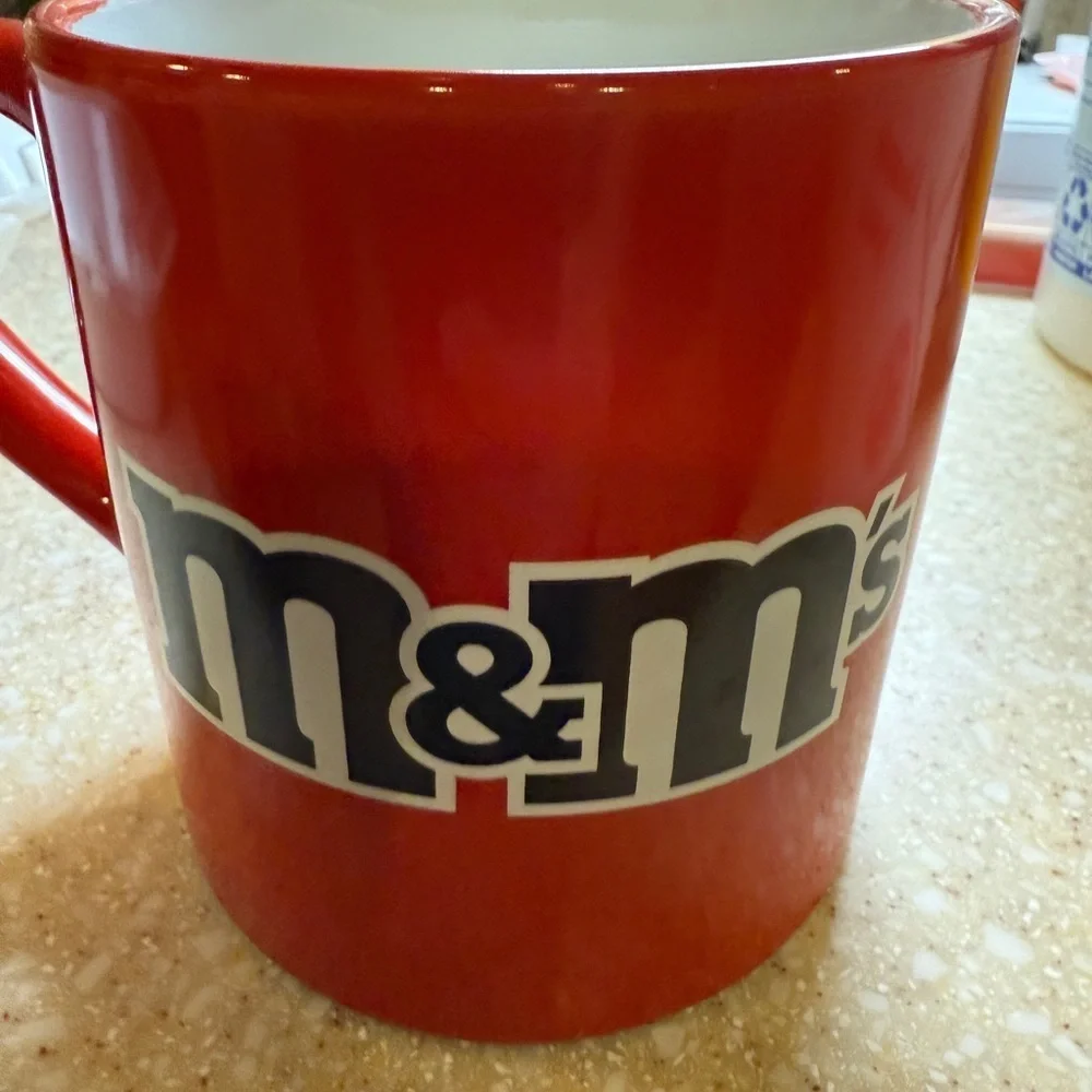 M&M'S Red Character Mug I don’t seek attention it’s drawn to me naturally 2023